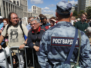 V Moskve demonštrovali proti