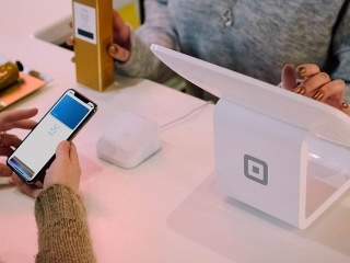 Apple pay je konečne