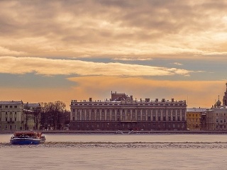 Vynikajúce jedlo aj rušný