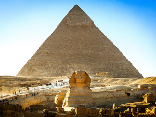 Pyramídy v Gíze