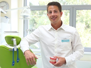 VIDEO Čeľustný ortopéd Michal