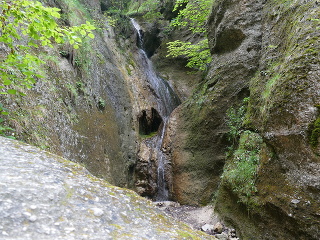 Hlboké nad Váhom je