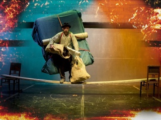 Skočte do hlbín divadelnej