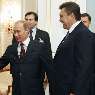 Putin si od Janukovyča