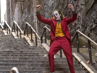 Psychóza, provokácia a brutalita: