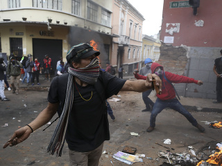 Demonštranti v Ekvádore sa