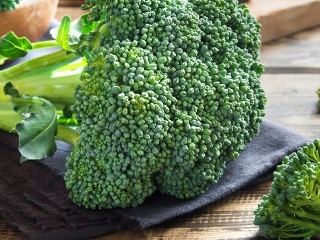 Mandle či brokolica sú