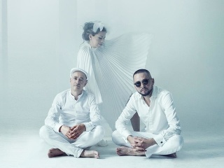 Longital netúži po vrcholoch.