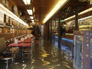 Príčinou záplav v Benátkach