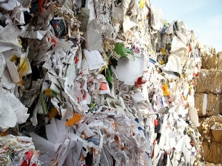 Svet bojuje s gigantickým