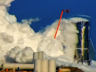 VIDEO Spoločnosti SpaceX vybuchol