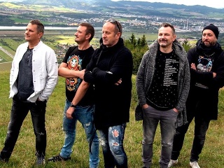 Aya chystá v Žiline