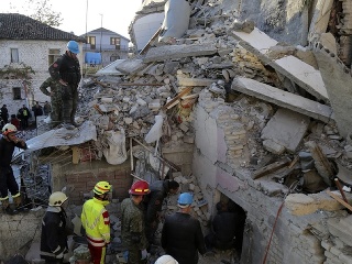 Apokalyptické zábery po zemetrasení