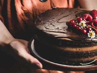 Lenivá kuchárka pripravuje rýchle