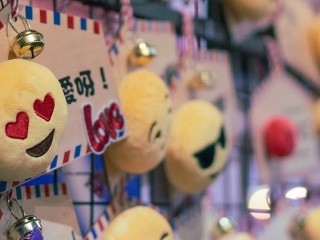 Žlté tváričky, ktoré dobyli