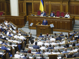 Ukrajinský parlament sa zmenil