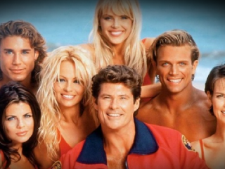 Seriál plný sexi opálených