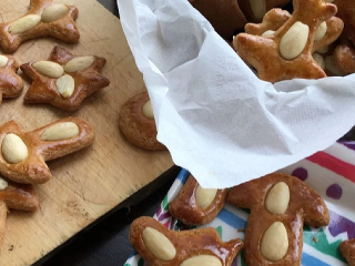 FOTORECEPT Výborné orechové medovníky: