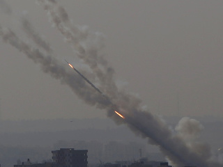 Pásmo Gazy vypálilo raketu