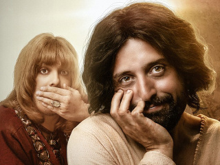 Extrémisti napadli tvorcov parodického