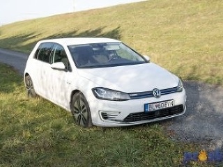 VW e-Golf 