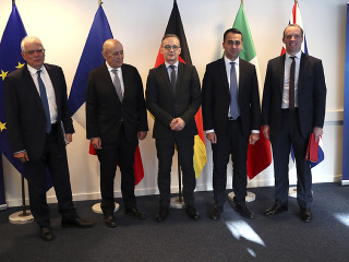 Diplomati štyroch krajín EÚ