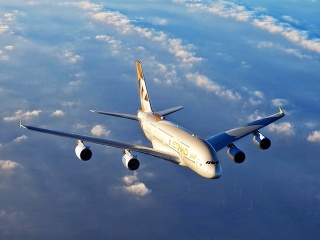 Opitá kráska žobronila v