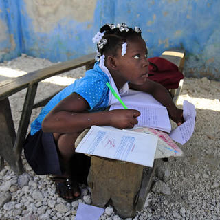 Haiti: Po troch mesiacoch