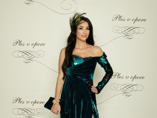 Lucia Hablovičová v plesovej