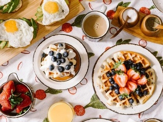 Fotograf zachytil týždňové stravovanie