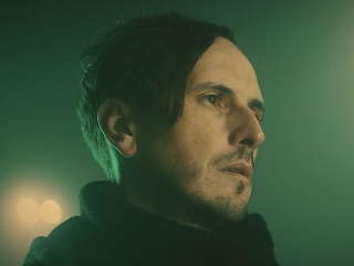 Nocadeň majú noir video