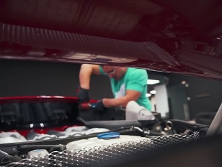 Muž kúpil najlacnejšie Bugatti