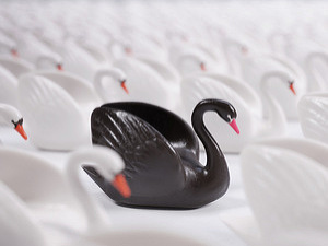 Opatrný optimizmus: Investori panikária,