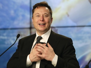 Elon Musk zverejnil tanečnú