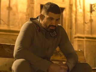 RECENZIA Veľký zápasník a