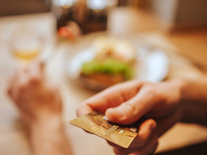 Najväčšie klamstvo o financiách: