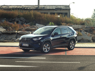 TEST: Toyota RAV4 Hybrid