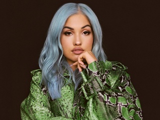 Mabel v novinke Boyfriend