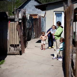 Francúzi zrušia nepovolené rómske osady, delikventov