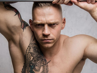 Michal do svojich fotografií