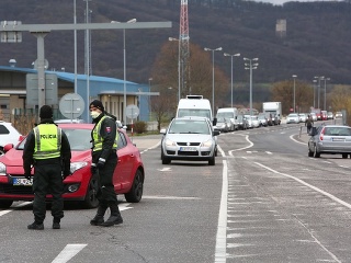 Polícia vyzýva vodičov na
