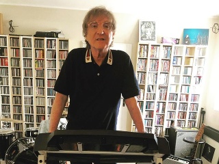 Hudba z obývačiek a