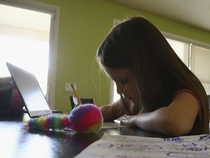 Karanténa mení zabehnutý program