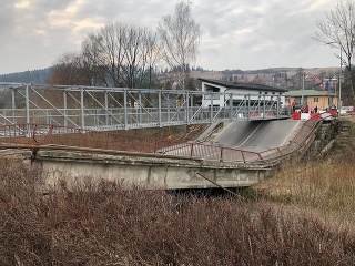 FOTO Uzavretý most v