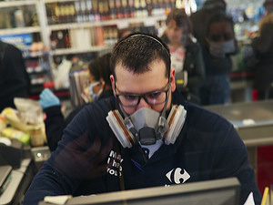 Koronavírus: Kto sú víťazi