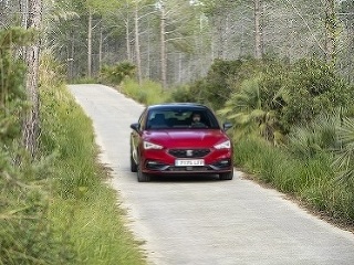 SEAT Leon štartuje na