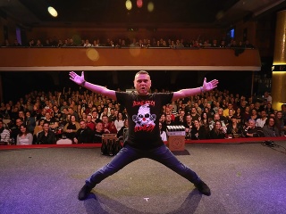 Temné Kecy stand-up -