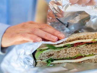 Fólia, alobal, plastové alebo