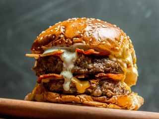 Pôvodný názov Burger Kingu