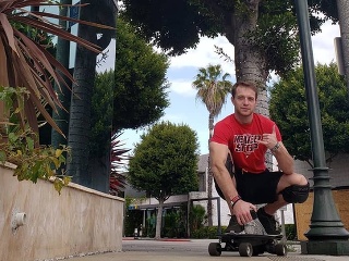 VIDEO Gangy, krádeže a